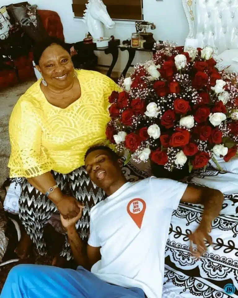Wizkid celebrates mother on her first posthumous birthday
