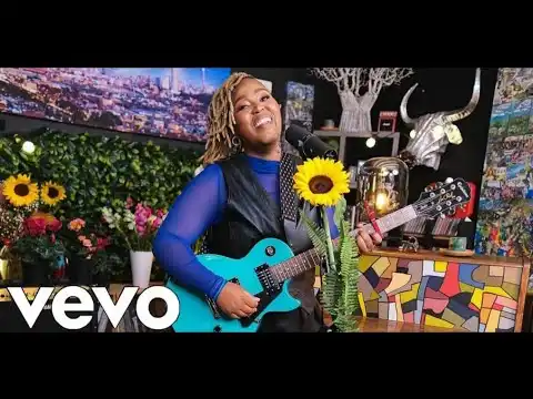 Msaki – Mntakababa ft. Kabza De Small & Focalistic (Video)