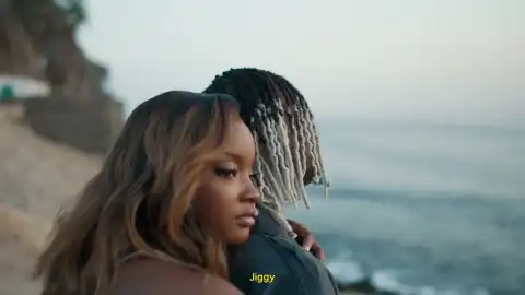 Young Jonn – Aquafina (Video)