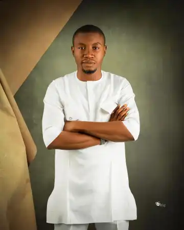 Dan Jsongs – Yahweh (live)