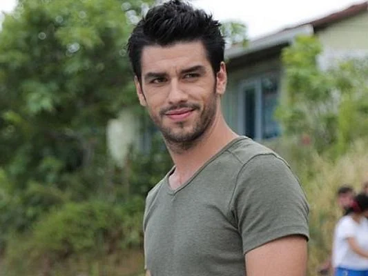 Age & Career Of Aras Aydin