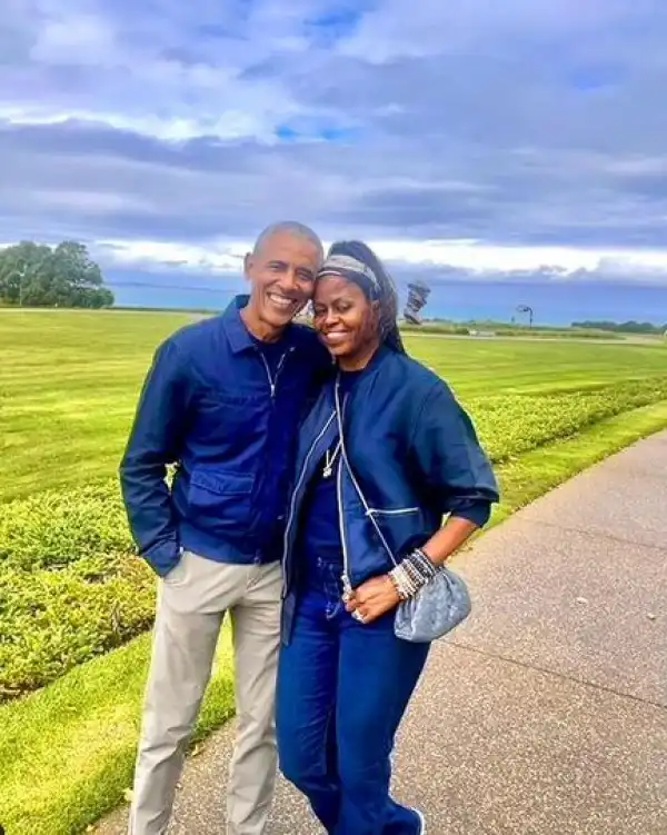 Barack Obama And Michelle Celebrate 31st Wedding Anniversary