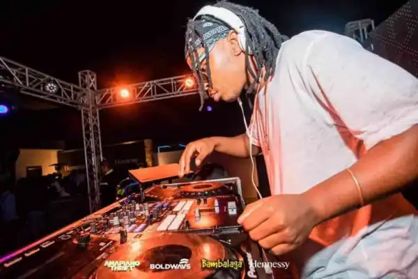 DJ Obza – Freaky Tuesday (Live Mix)