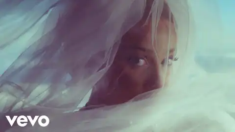 Doja Cat - Stranger (Video)