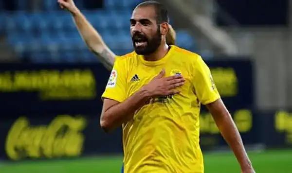 Spanish defender, Fali refuses to return to training as he vows to quit football until a vaccine for Coronavirus is found