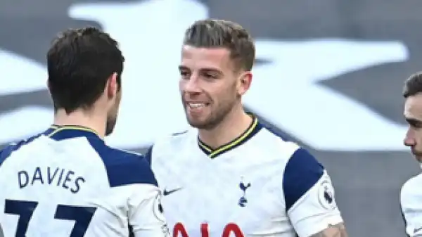 Toby Alderweireld informs Tottenham he wants to leave