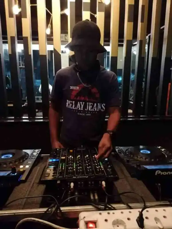 Drift Vega & Sgantsotso – Xhina (DJ M2C Dance Mix)