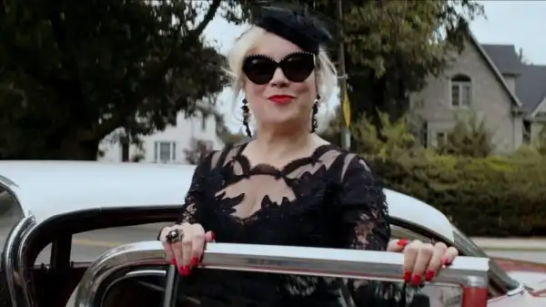 Chucky Season 2 Eyes Fall Premiere With Jennifer Tilly to Return