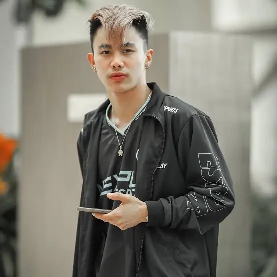 Biography & Career Of Renejay