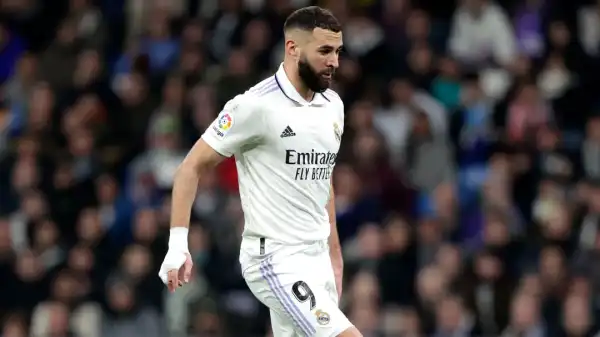 Carlo Ancelotti offers update on Karim Benzema after injury in Valencia win