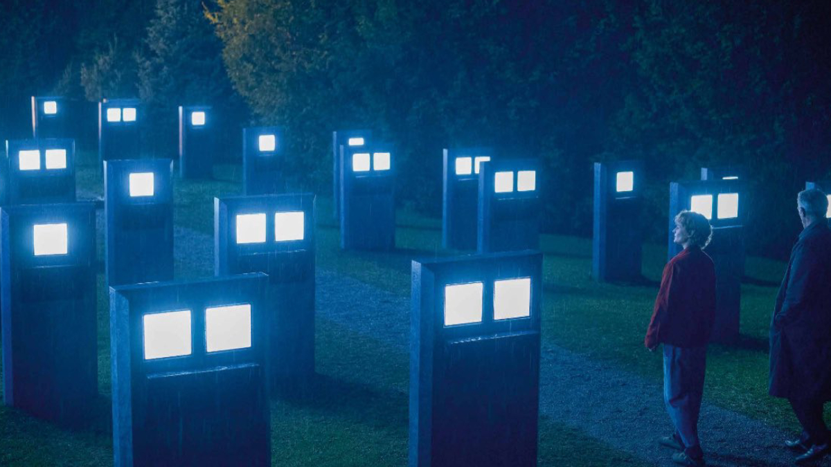 The Shrouds: First Images Revealed for David Cronenberg’s Next Movie