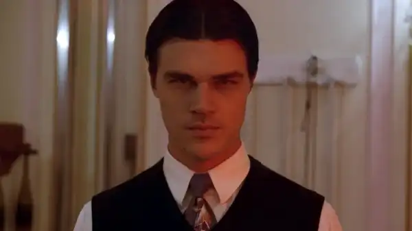 Don’t Move: Netflix Acquires Sam Raimi-Produced Thriller, Leads Revealed