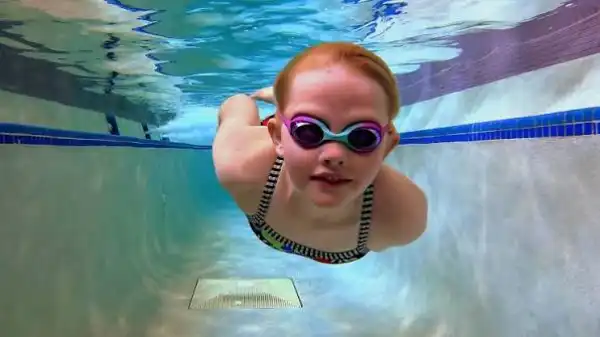 Age & Career Of Elizabeth Swims
