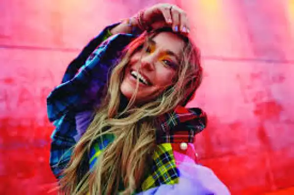 Lauren Daigle – Kaleidoscope Jesus