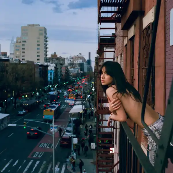 Zoe Ko – Fire Escape