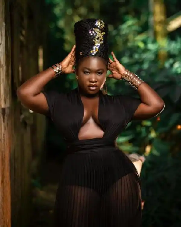 Sista Afia – Broken