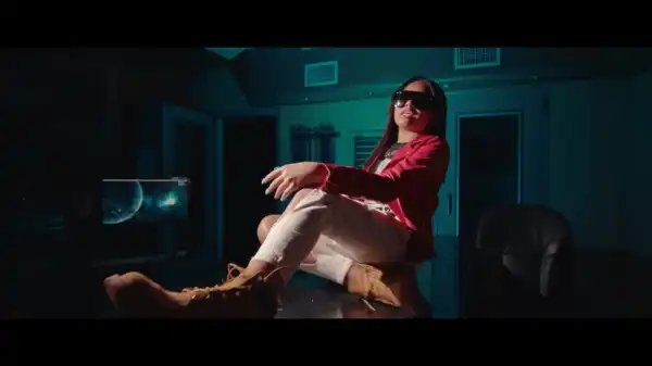 Brooklyn Queen – Deal With It (Music Video)