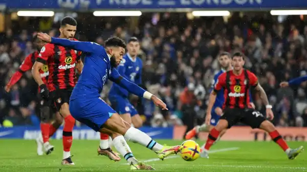 Reece James substituted off with fresh injury concern