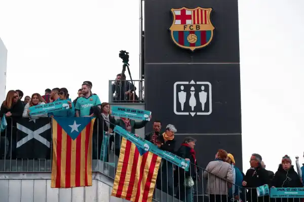 FC Barcelona Have Two Weeks To Make Four Signings In Key Positions