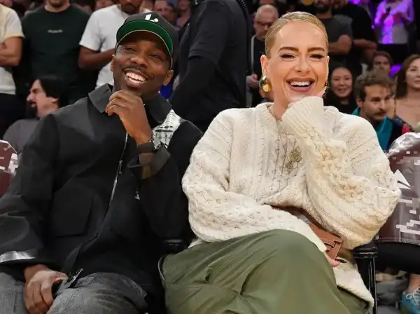 Adele Flashes Ring At Lakers Games