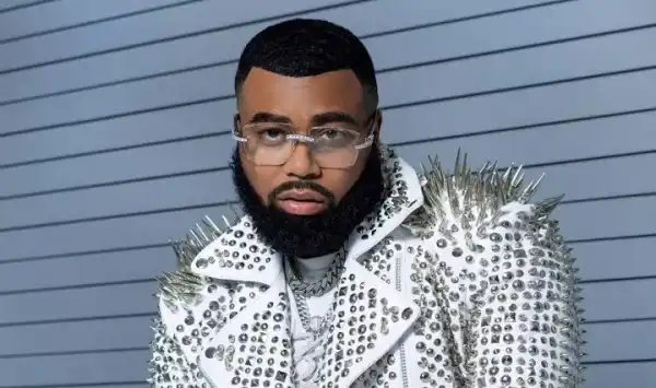 Biography & Career of Diamond Blue Smith