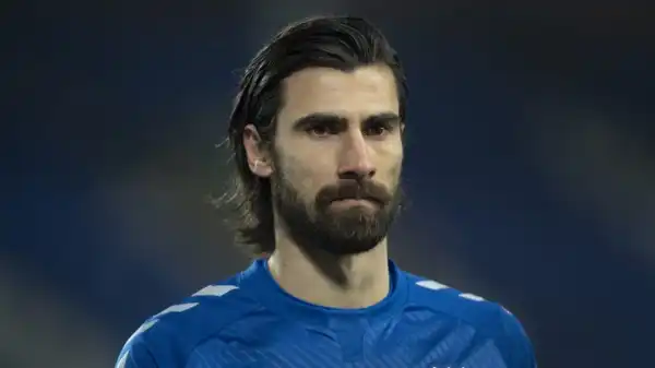 Andre Gomes joins Lille on loan from Everton