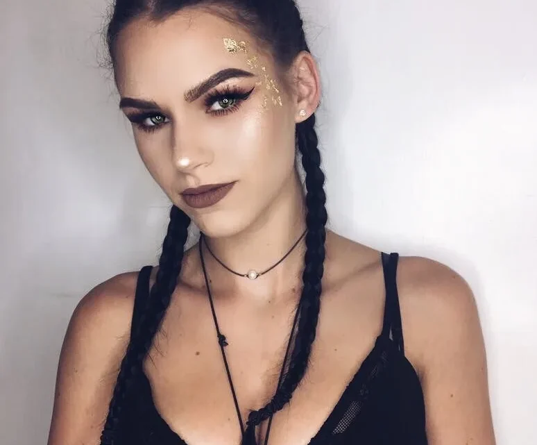 Biography & Career Of Cristy Lawrence