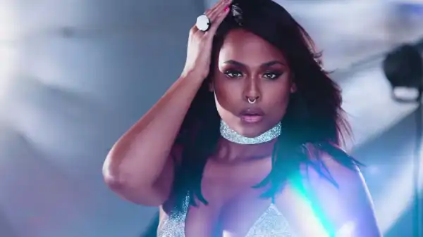 Bri Steves - Anti Queen (Video)