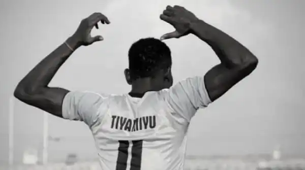 VIDEO: ‘You must kill me too’ — father of slain footballer grabs officer at police station