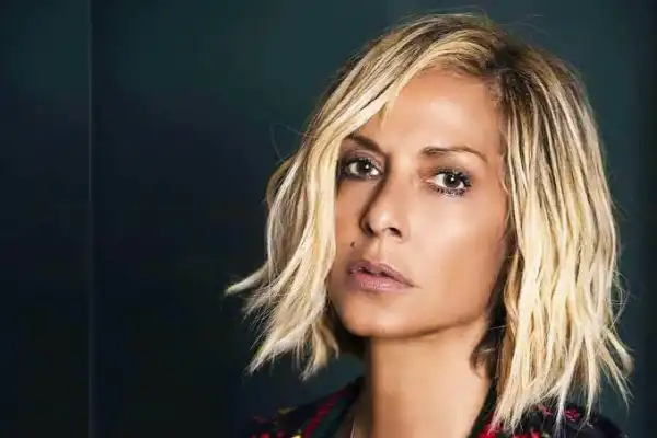 Biography & Career Of Anna Vissi