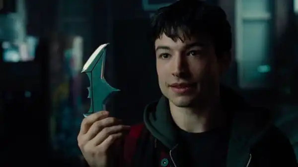 WB’s The Flash Unveils New Logo for Ezra Miller-Led DC Film