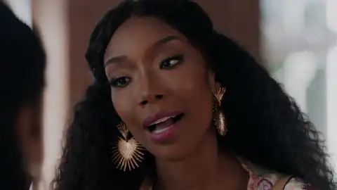 Queens Cast, Eve, Brandy, Naturi Naughton, Nadine Velazquez - Girls Gonna Run That (Video)