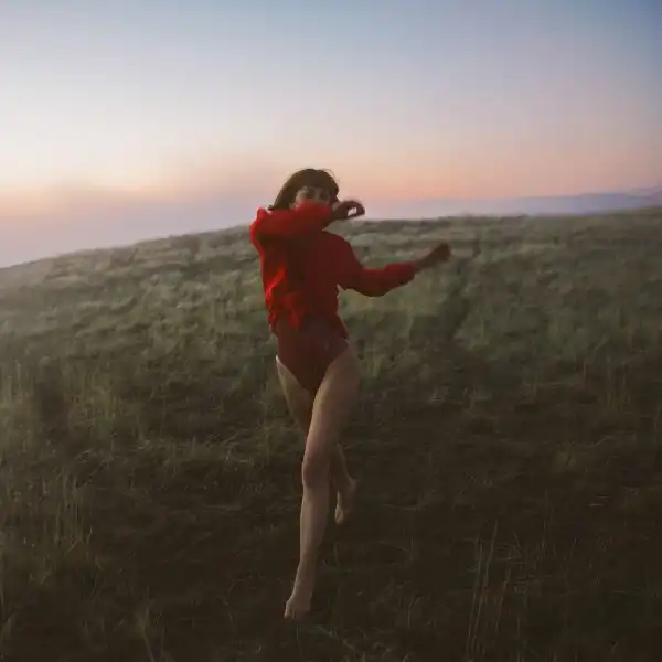 Ella Vos - Burning Bridges