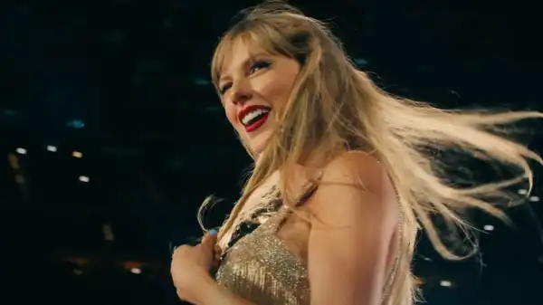 Taylor Swift Praises Deadpool & Wolverine: ‘An Actual Joy Portal’