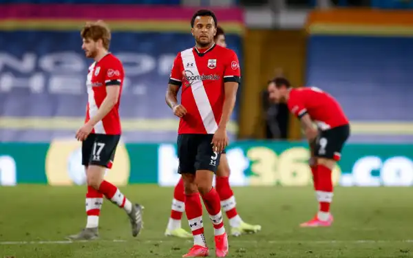 Arsenal legend urges club to make move for ‘seasoned professional’ who is available on a Bosman