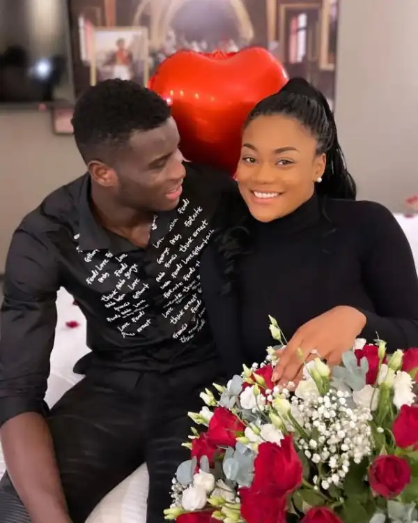Super Eagles Striker, Paul Onuachu, Proposes To His Long-Term Girlfriend in Paris (Photo)