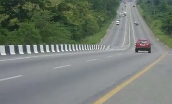 Five die on Lagos-Ibadan expressway accident