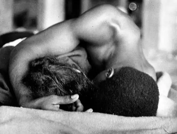 First Time Sex With My Girlfriend After 2 Years And This Is What Happened