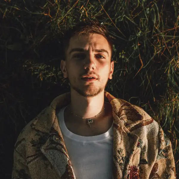 Hulvey – Heaven Up Above