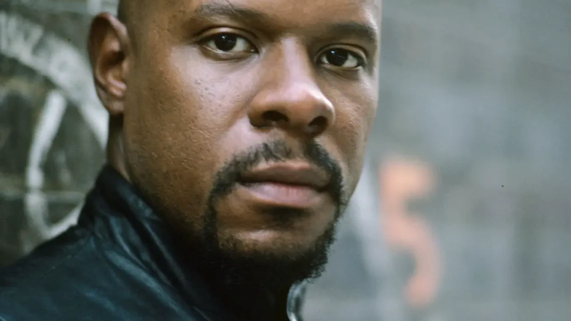 Age & Career Of Avery Brooks