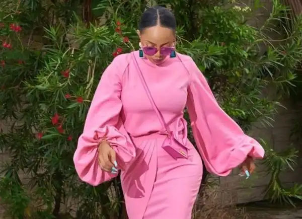 “Nigeria Will Make You Walk Naked On The Streets” – Toke Makinwa