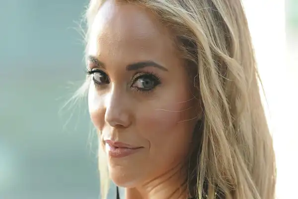 Biography & Career Of Elizabeth Berkley