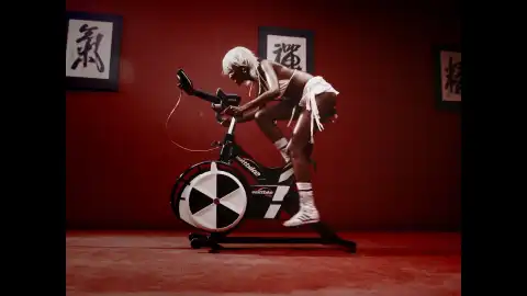 Fireboy DML & Pheelz - SHAKE (Video)