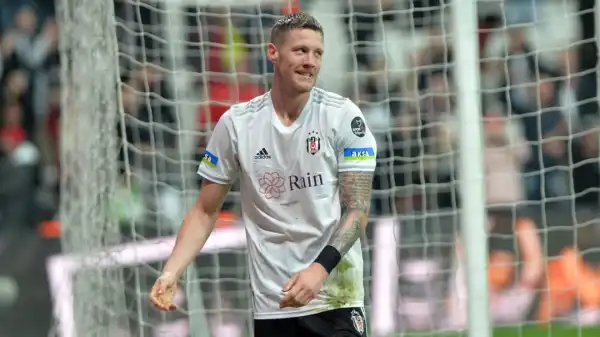 Besiktas reveal truth behind Wout Weghorst exit clause claims