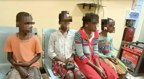 Drama As Security Operatives Rescue Four Children Who Were Maltreated By Aunt In Anambra