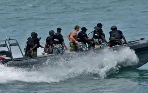 Six Travellers Declared Missing As Passenger Boat Capsizes In Niger State