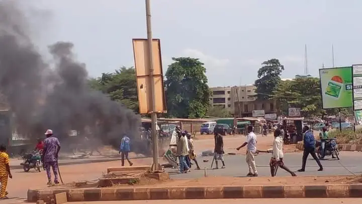 Fuel, cash scarcity: Youths protest in Ondo, Ogun, Edo