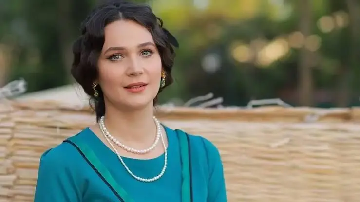 Age & Net Worth Of Gülsim Ali