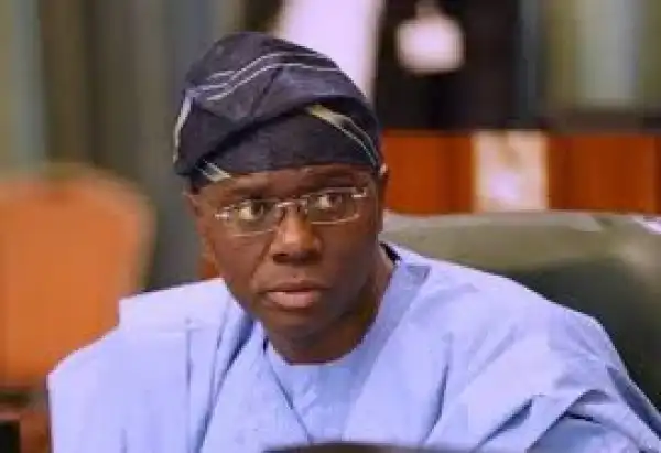 Drama As Sanwo-olu Drives Into Eagle Square On Speed