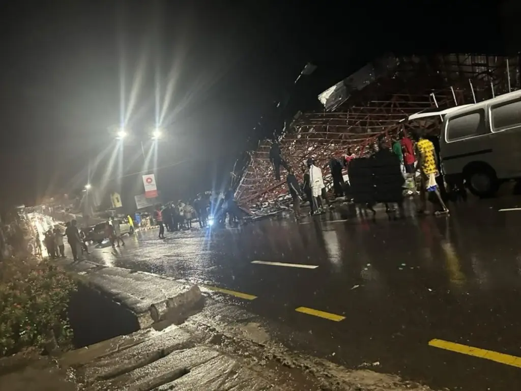 Building undergoing re-construction collapses in Ibadan